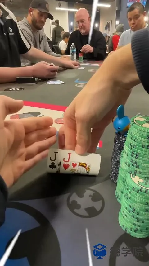 德学院-最专业的华人德州扑克学习与策略分享社区